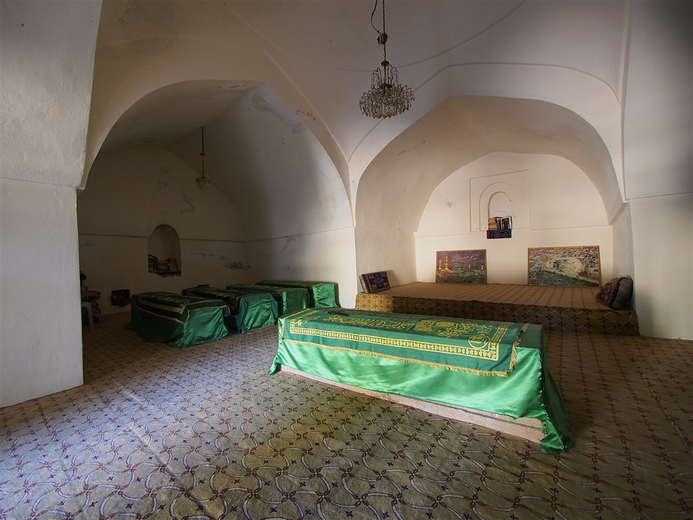 Elvançelebi Türbesi