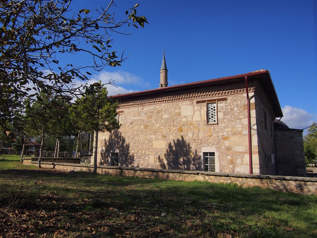 Elvançelebi Türbesi